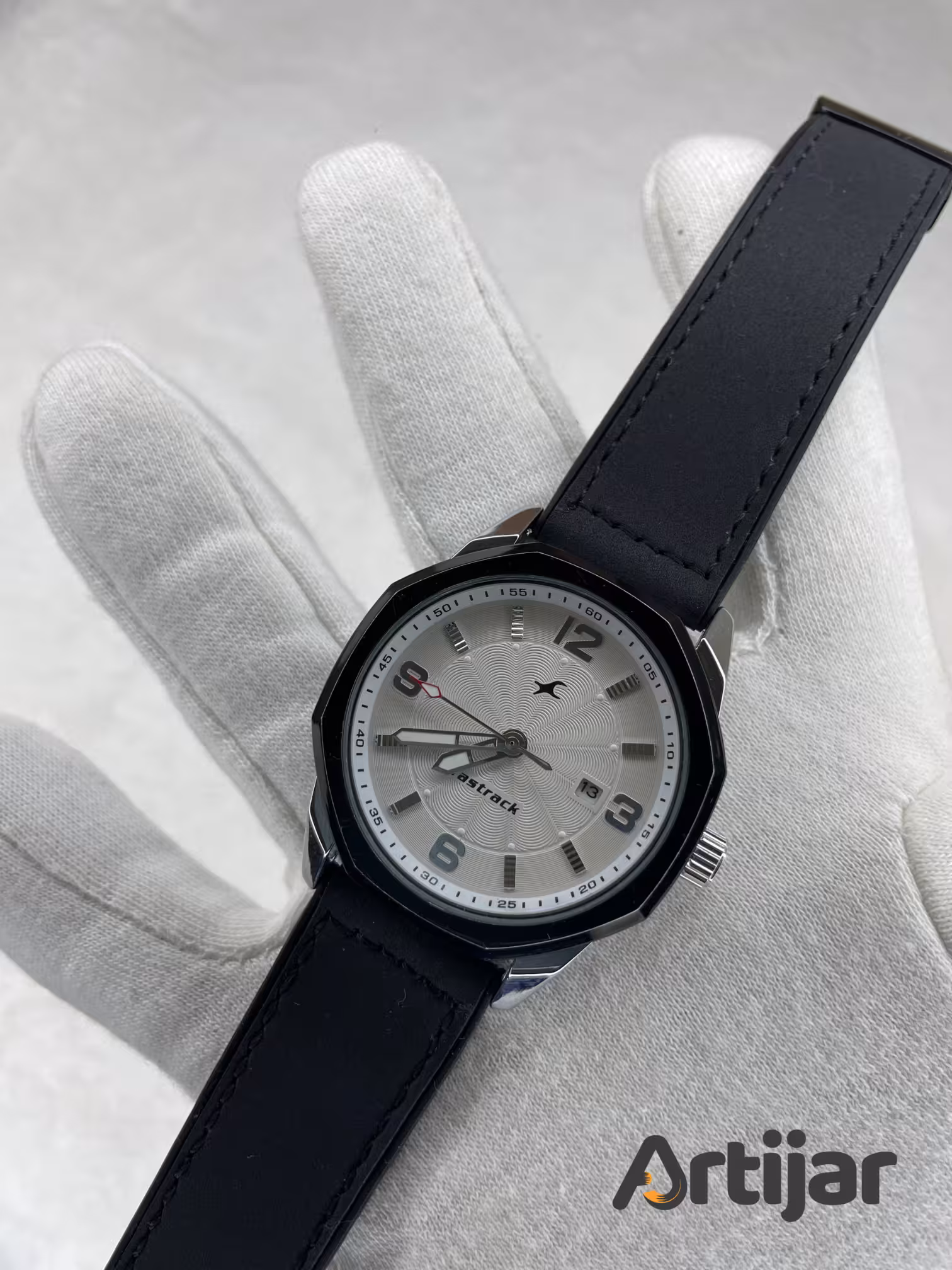 Fastrack AFA003 Leather Hybrid Strap Magnetic Watch